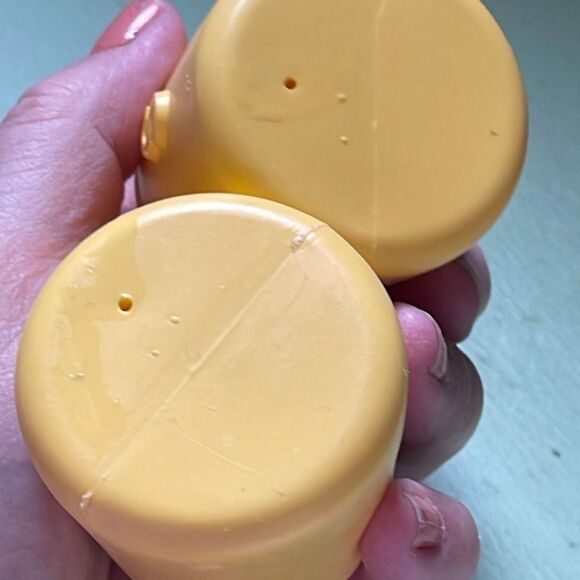 Vintage STEP2 pretend play salt & pepper - Picture 3 of 5